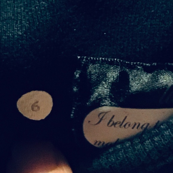 GUC Size 6🍋Lululemon black Scuba Hoodie - Picture 7 of 7